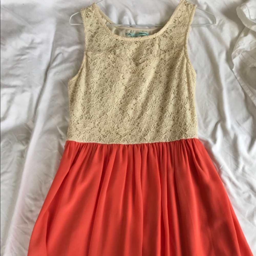 Sweetheart neckline lace chiffon dress